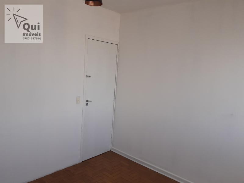 Apartamento à venda com 2 quartos, 75m² - Foto 8