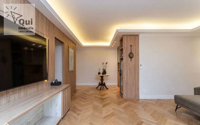 Apartamento à venda com 3 quartos, 220m² - Foto 6