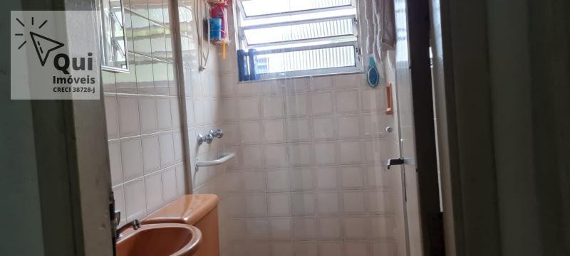 Casa à venda com 5 quartos, 200m² - Foto 13