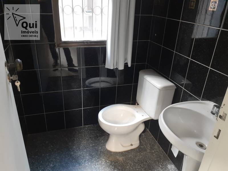 Sobrado à venda com 4 quartos, 300m² - Foto 3