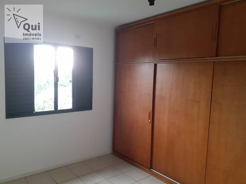 Sobrado à venda com 4 quartos, 300m² - Foto 8