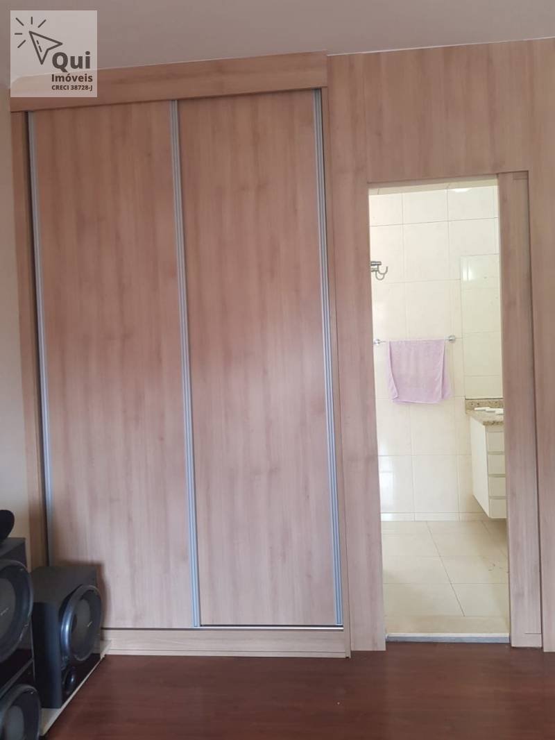 Sobrado à venda com 4 quartos, 312m² - Foto 18